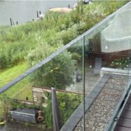Glass balustrade installation - gallery photo 9